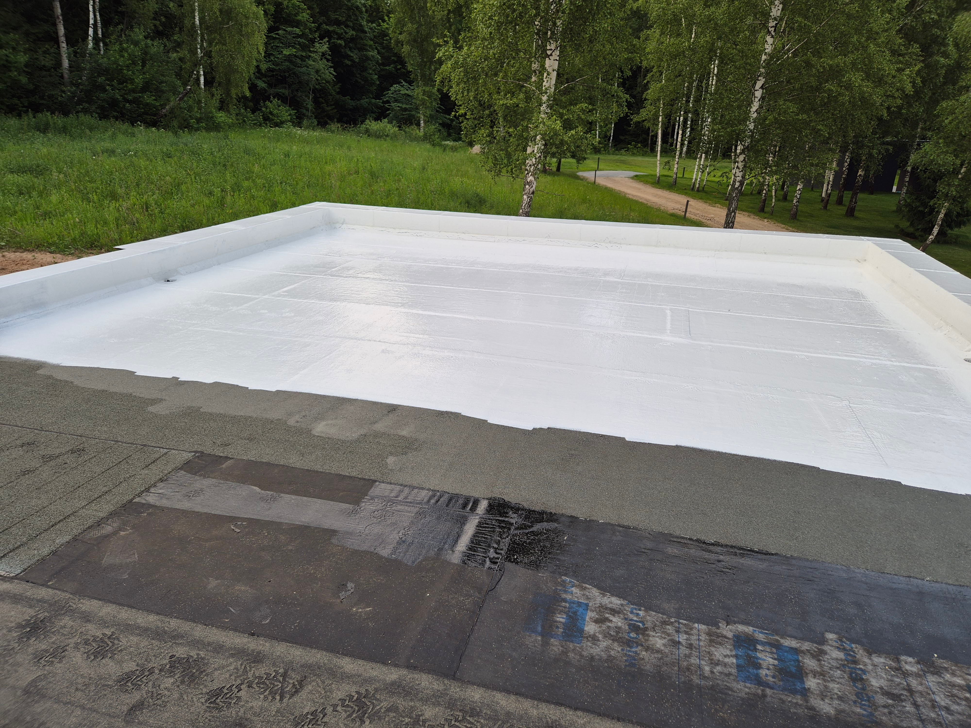 ROOF-COAT Silicone roof waterproofing