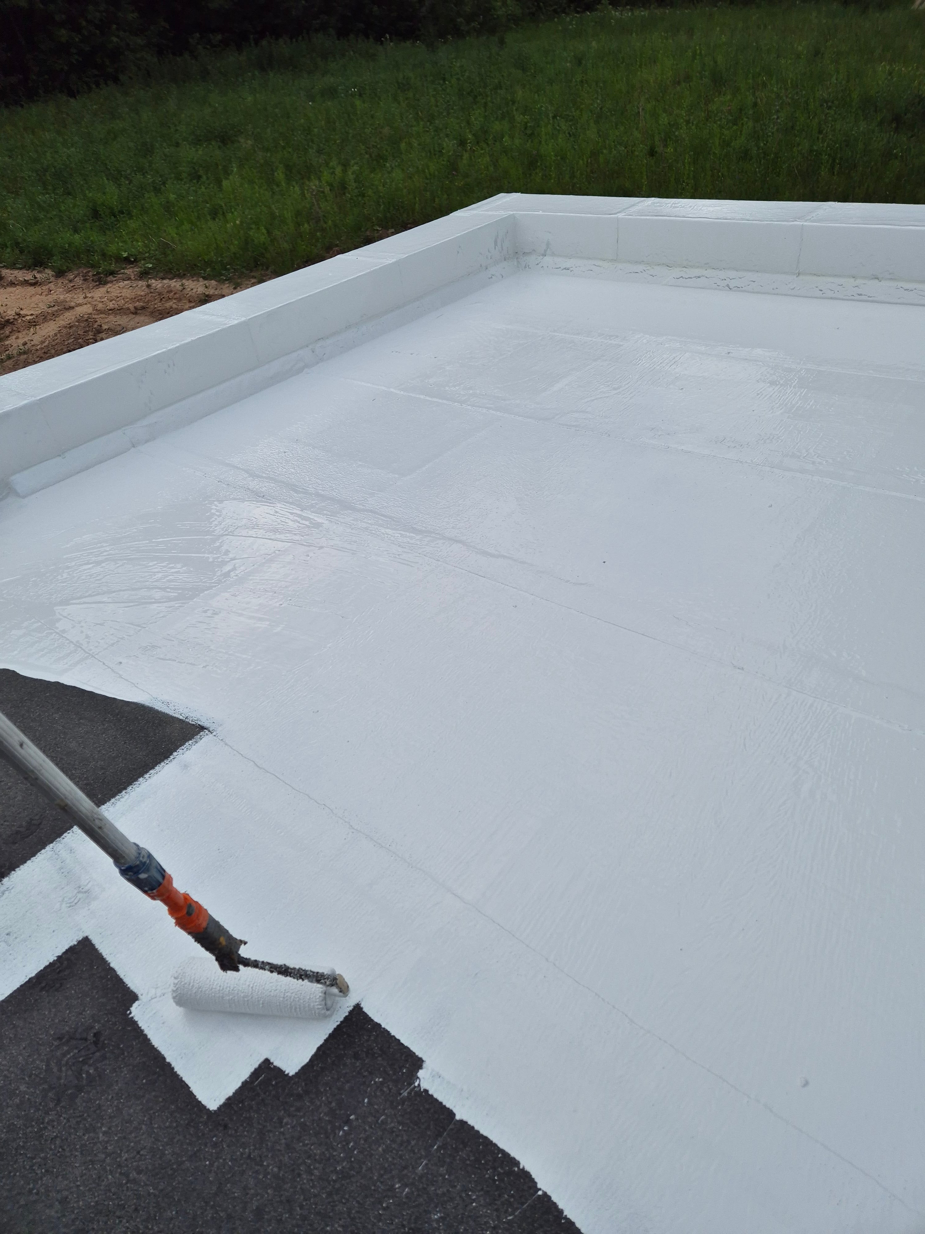 ROOF-COAT Silicone roof waterproofing